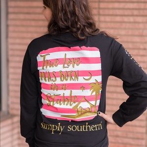 Simply Southern Shirt! 🖤 WITH GIFT!